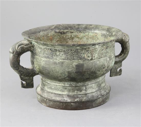A Chinese archaic bronze ritual vessel, gui, Western Zhou dynasty, 11th/10th century BC, width 25.5cm
